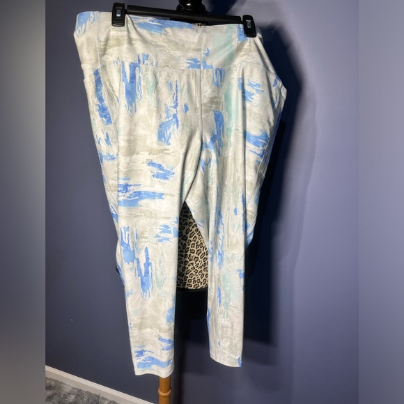 DSG Women's Momentum High Rise 7/8 Tight Athletic Leggings Size 2X - Picture 8 of 8